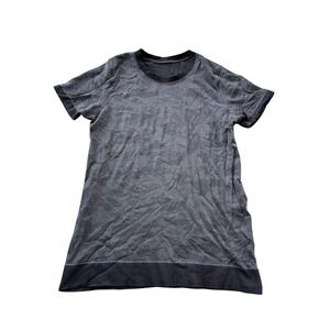 Lululemon Women's Gray Geometric Swiftly Tech Short Sleeve‎ Shirt Top